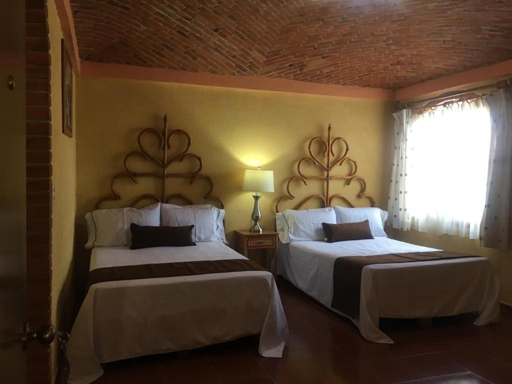 Hotel La Herradura Tecozautla Exterior photo